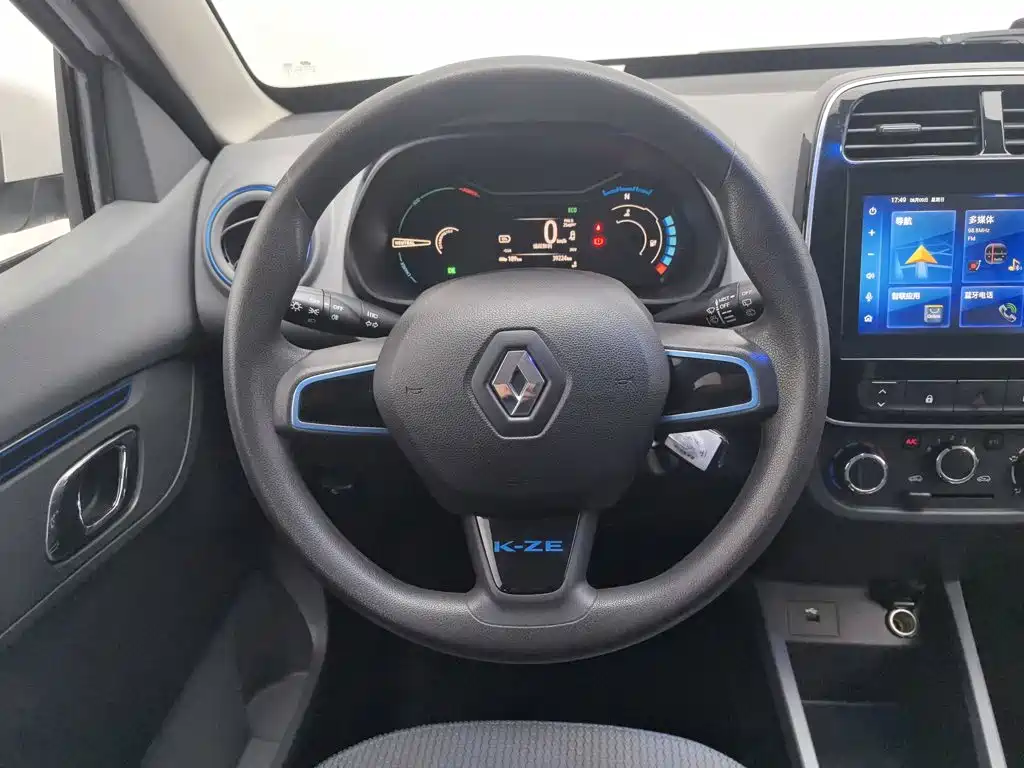 Renault Eno 2019 — фото 11