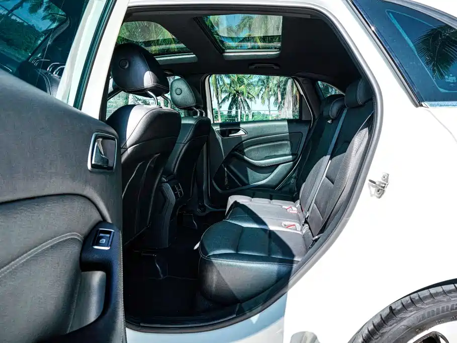 Mercedes-Benz B-Class 2018 — фото 17