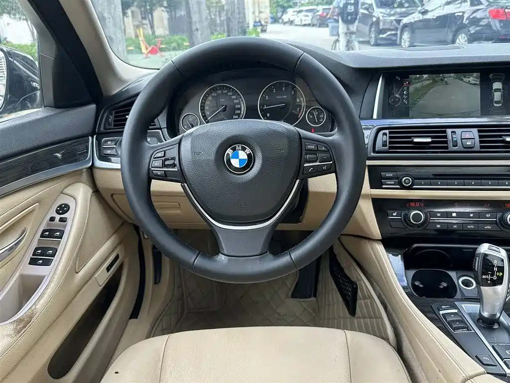 BMW 5 Series 2014 — фото 4