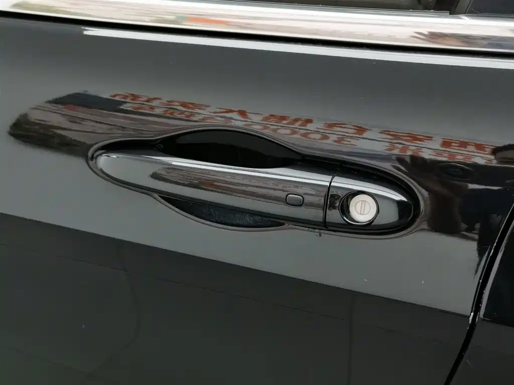 Jeep Cherokee 2015 — фото 18