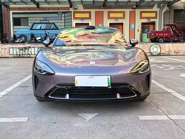 Xiaomi SU7 2025