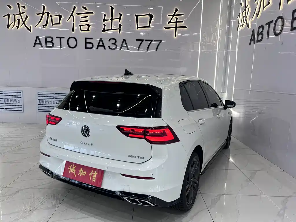 Volkswagen Golf 2023