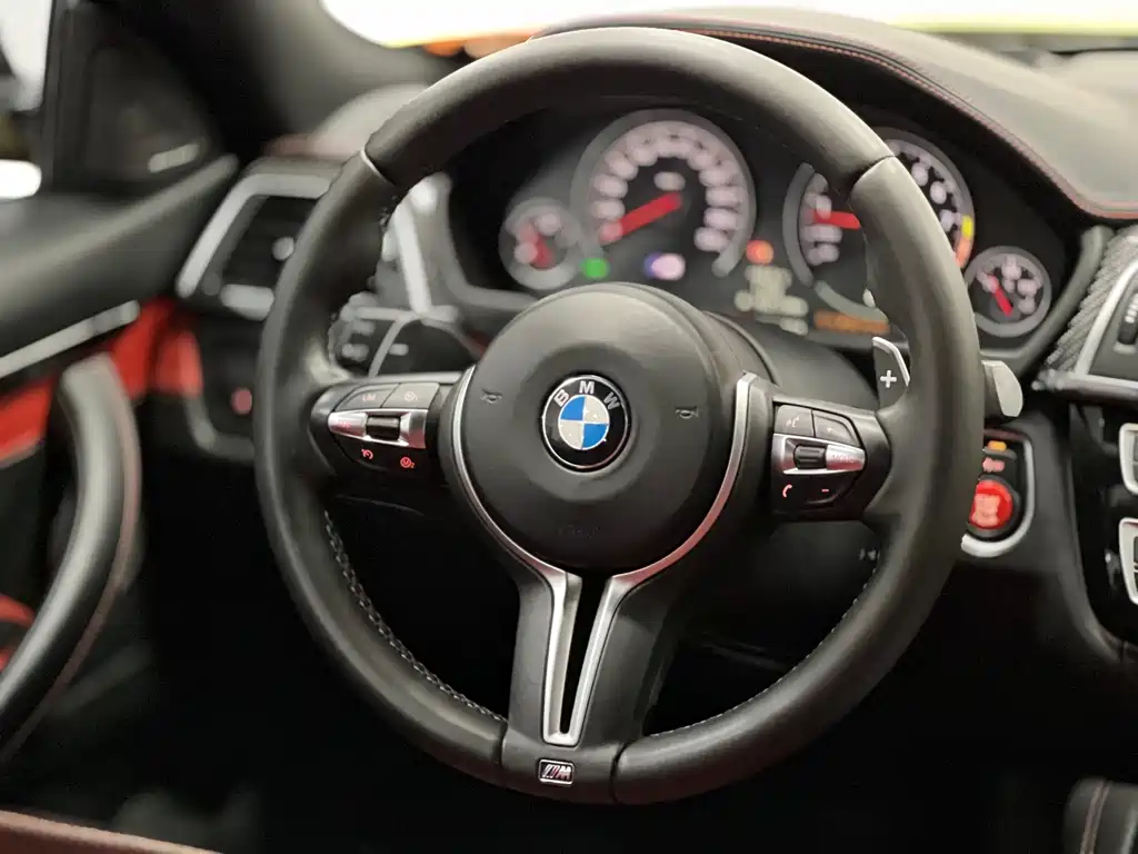 BMW M4 2019 — фото 9