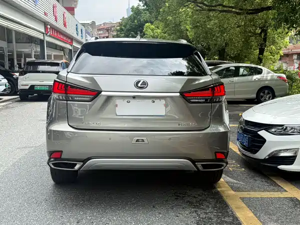 Lexus RX 2020