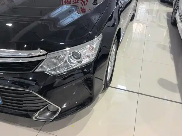 Toyota Camry 2015