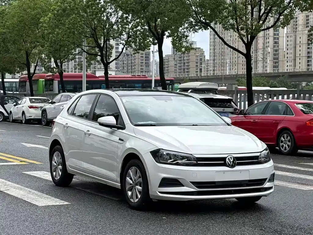 Volkswagen Polo 2021