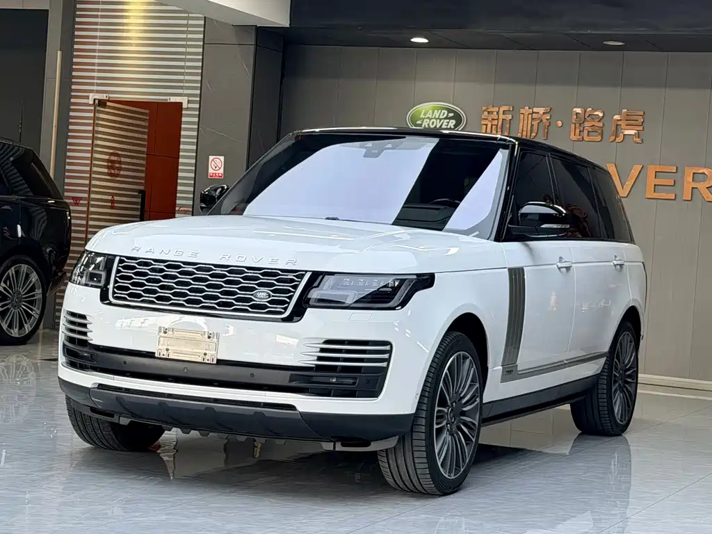 Land Rover Range Rover 2022 — фото 1