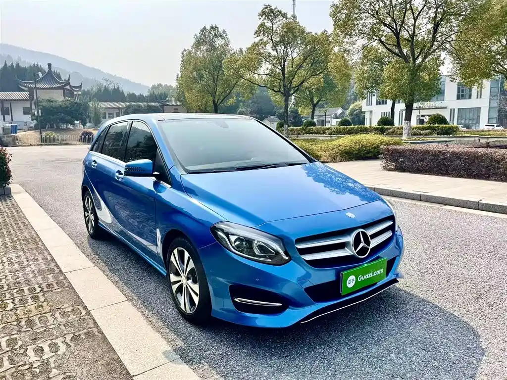 Mercedes-Benz B-Class 2015 — фото 22