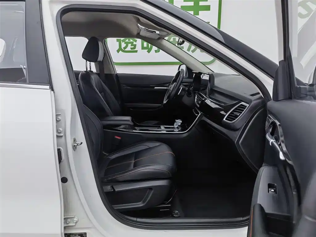 Kia KX3 2021 — фото 23