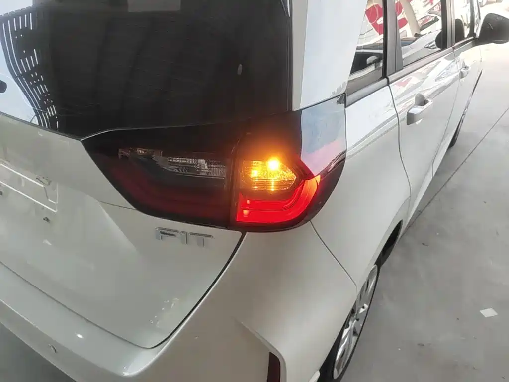 Honda Fit 2021 — фото 8