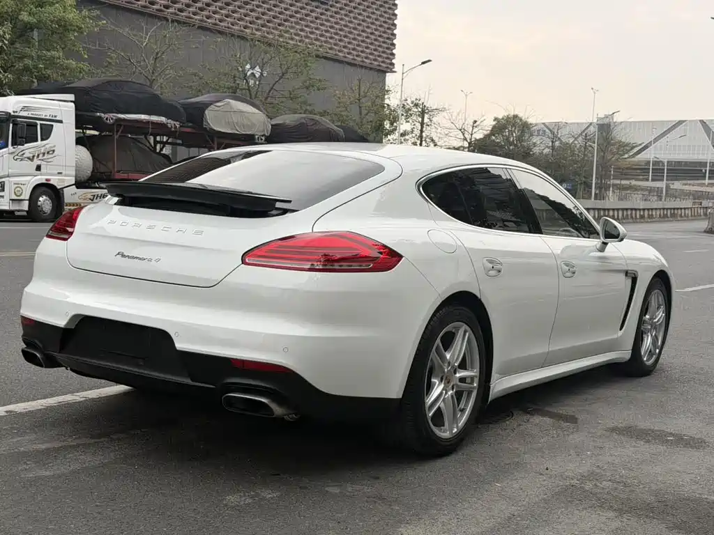 Porsche Panamera 2014 — фото 2
