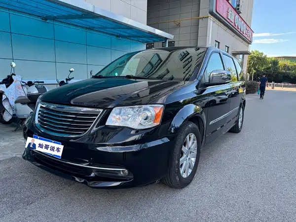 Chrysler Grand Voyager 2013