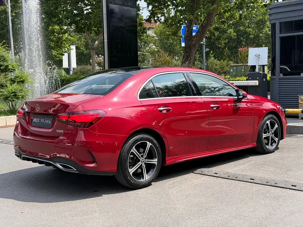 Mercedes-Benz A-Class 2023 — фото 8