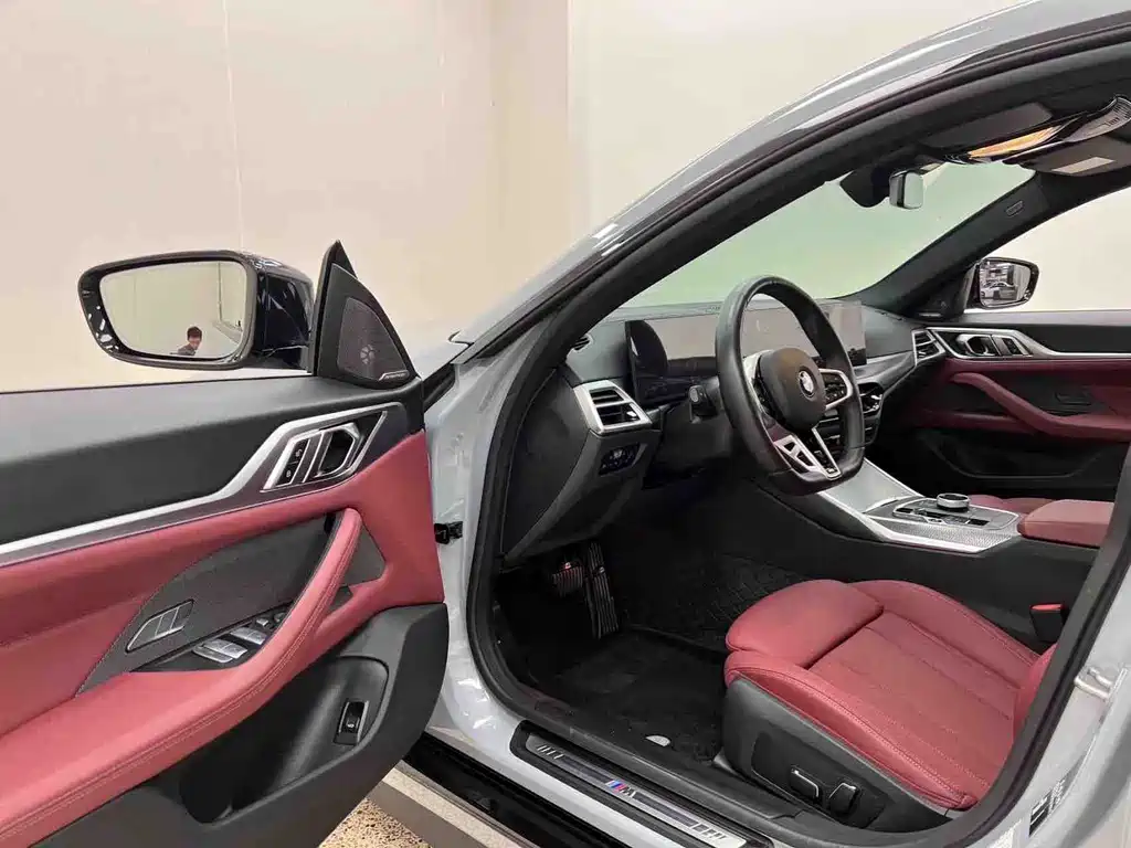 BMW 4 Series 2025 — фото 9
