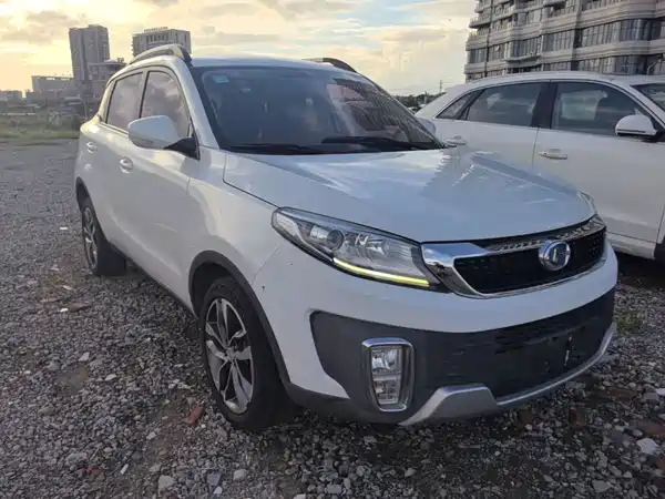 BAIC Changhe Q35 2016