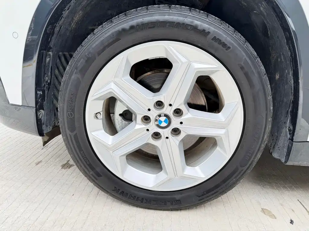 BMW X1 2023 — фото 15