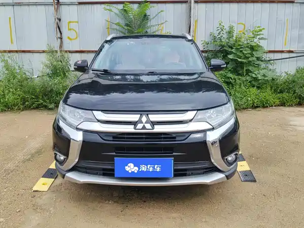 Mitsubishi Outlander 2018