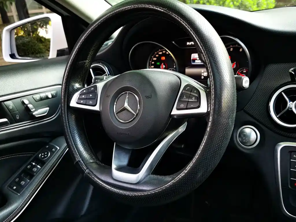Mercedes-Benz GLA 2019 — фото 10