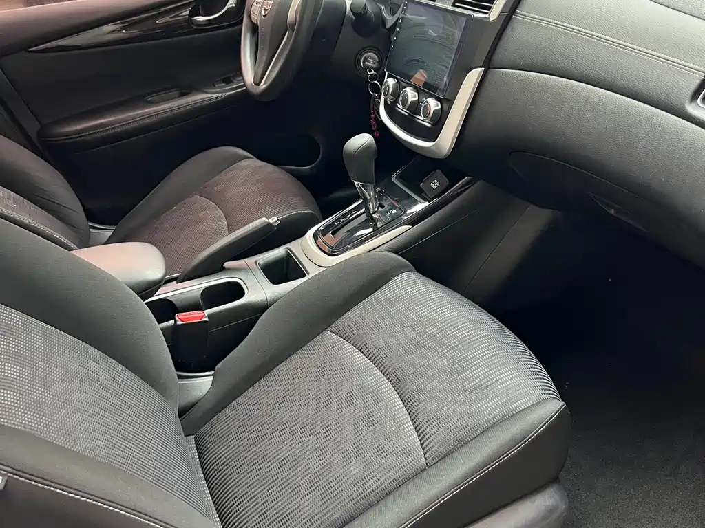 Nissan Tiida 2019 — фото 6