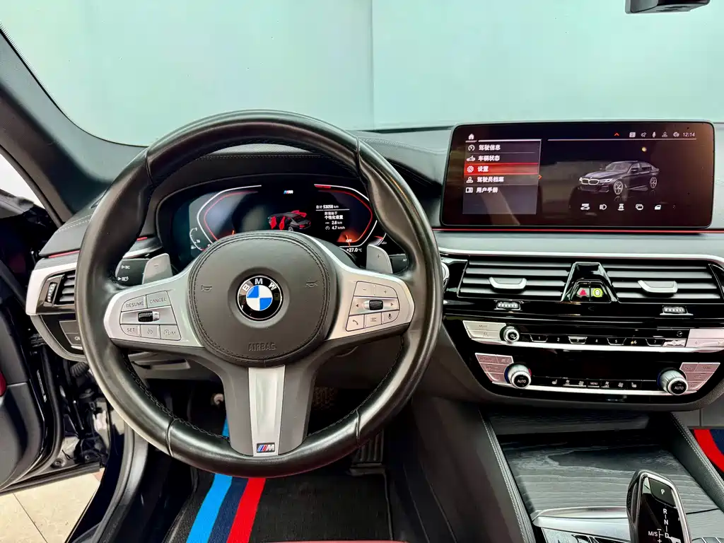 BMW 5 Series 2023 — фото 17
