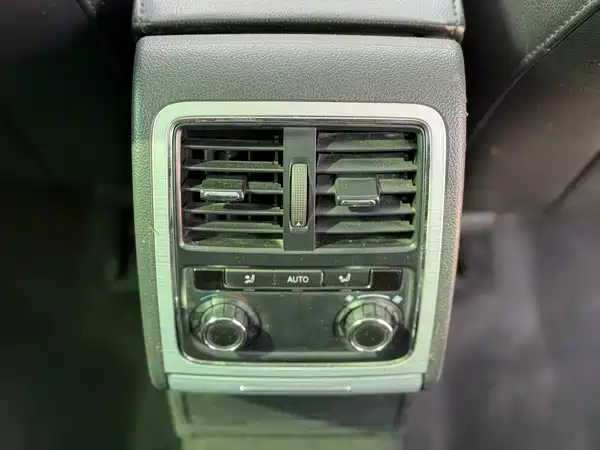 Volkswagen Passat 2014