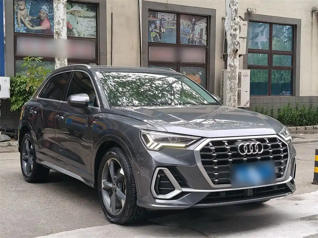 Audi Q3 2021 — фото 20