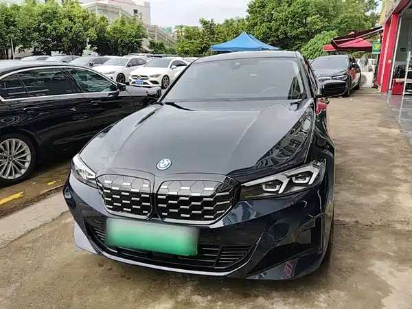 BMW i3 2025