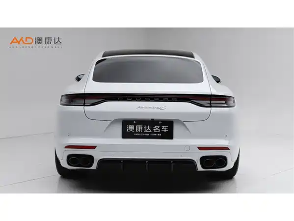 Porsche Panamera 2022