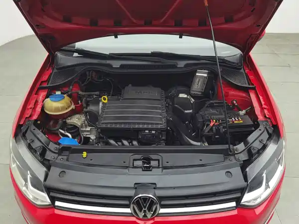 Volkswagen Polo 2015