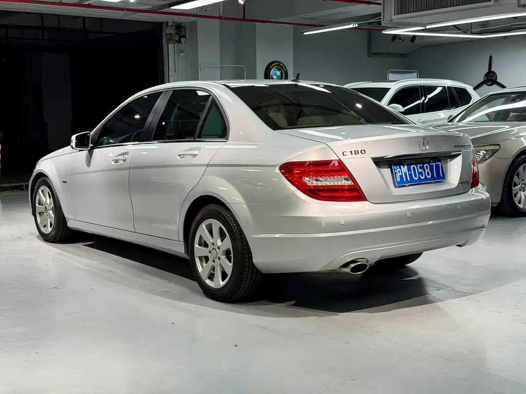 Mercedes-Benz C-Class 2011