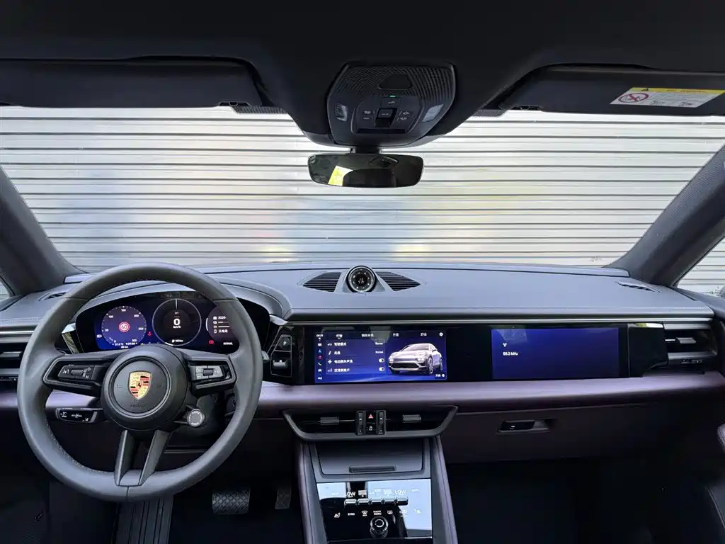 Porsche Macan New Energy 2025 — фото 9
