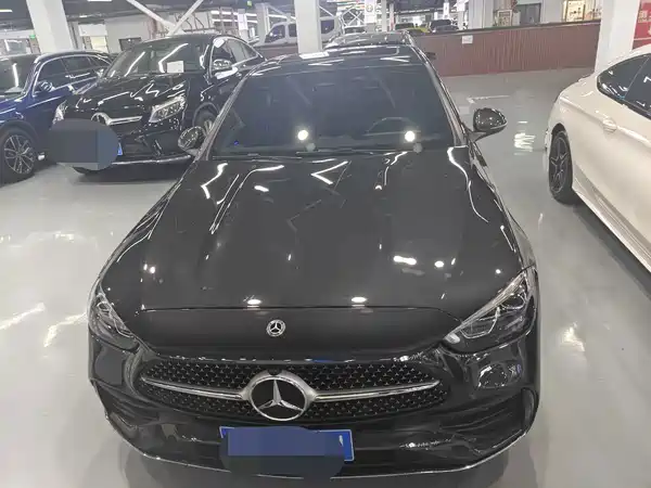 Mercedes-Benz C-Class 2024