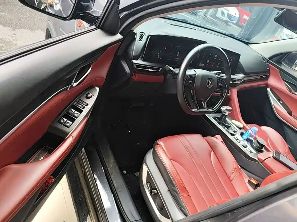 Changan CS75PLUS 2020 — фото 12