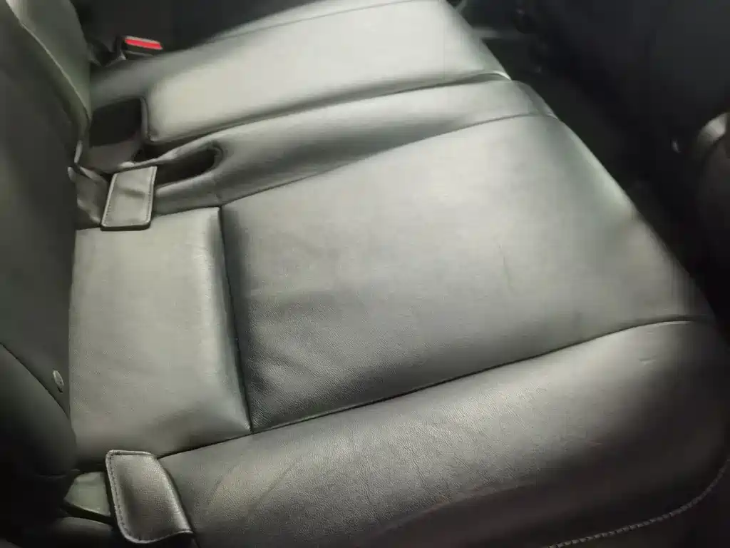 Toyota RAV4 2019 — фото 13