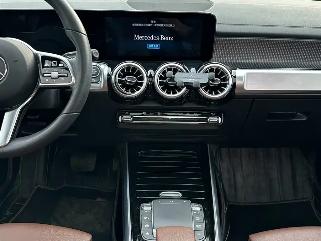 Mercedes-Benz GLB 2022 — фото 20