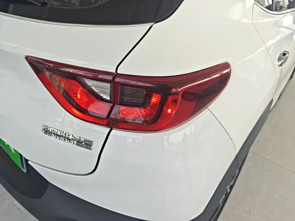 Kia KX1 2021 — фото 8