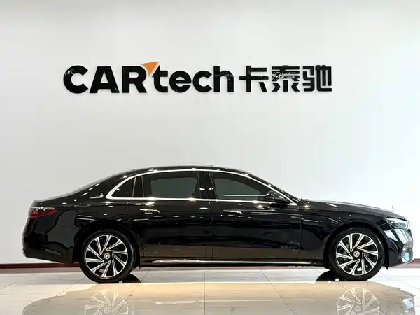 Mercedes-Benz E-Class 2025