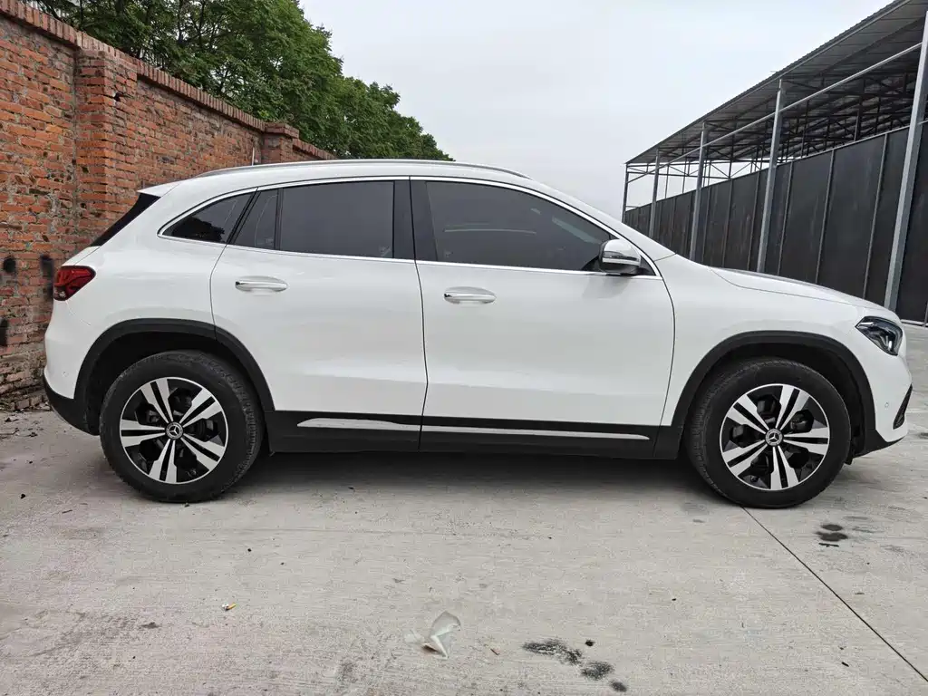 Mercedes-Benz GLA 2020 — фото 19