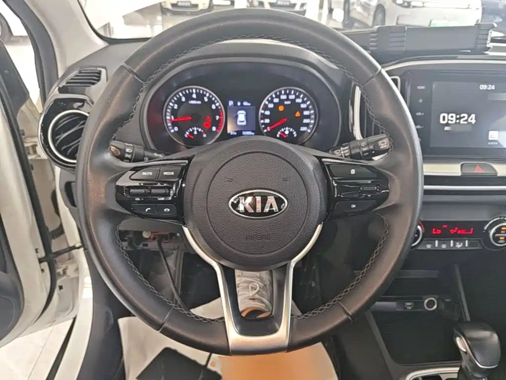 Kia KX1 2021 — фото 11