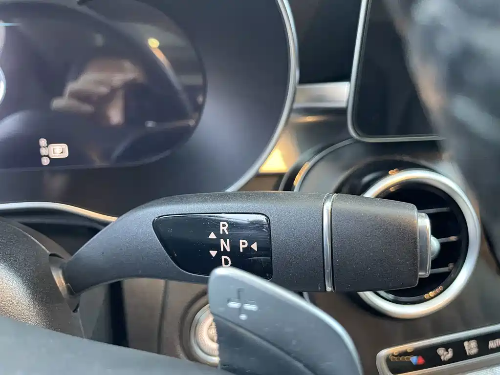 Mercedes-Benz C-Class 2020 — фото 12
