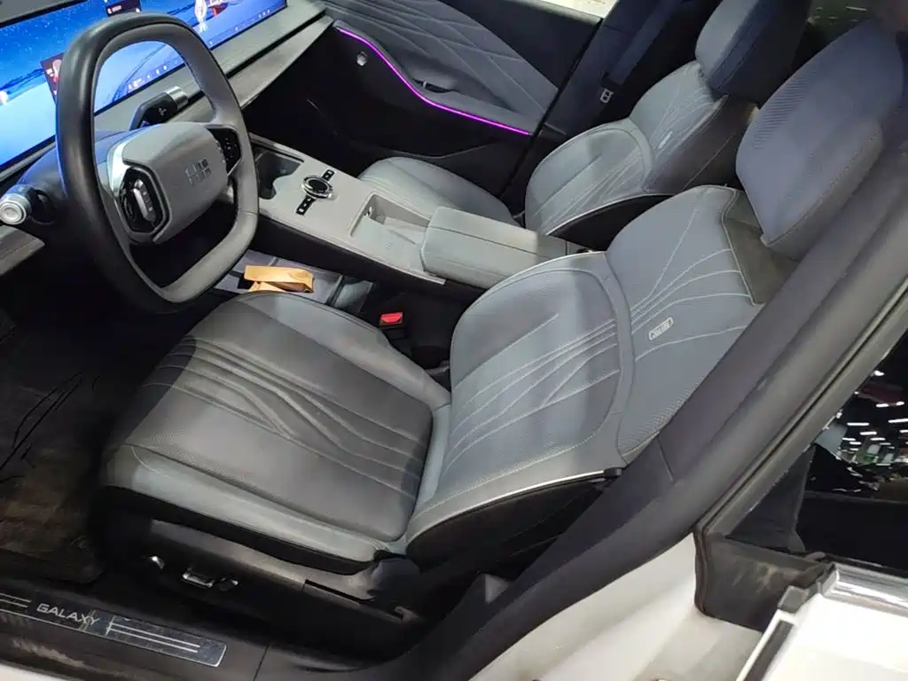 Geely Galaxy E8 2024 — фото 15