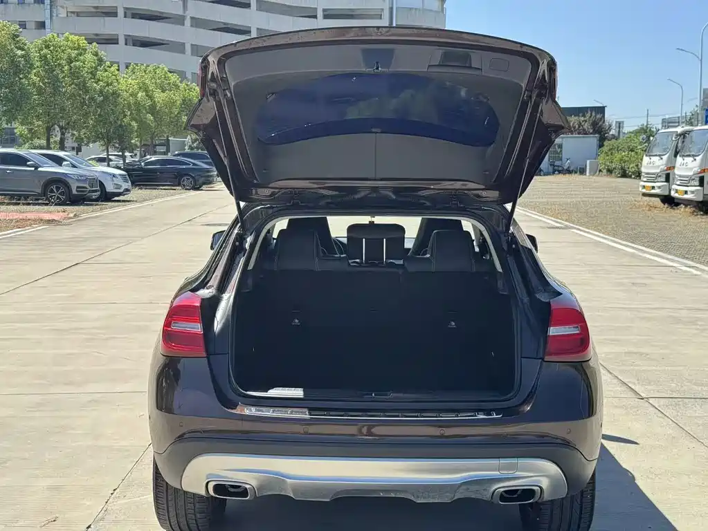 Mercedes-Benz GLA 2015 — фото 9