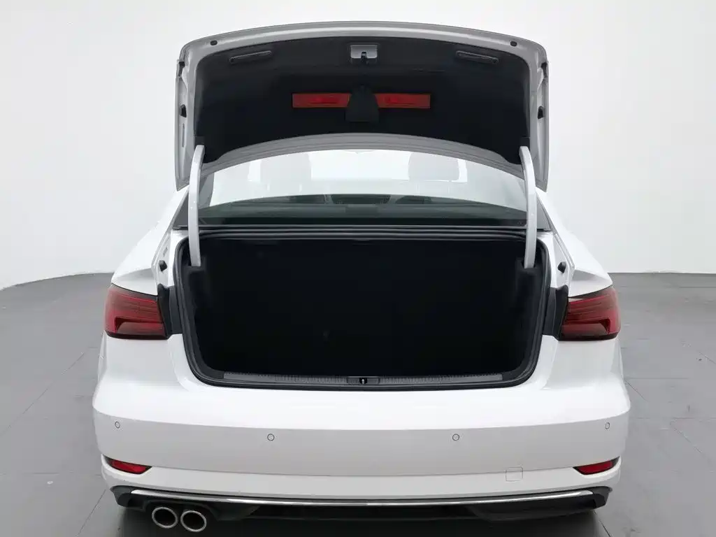 Audi A3 2020 — фото 16