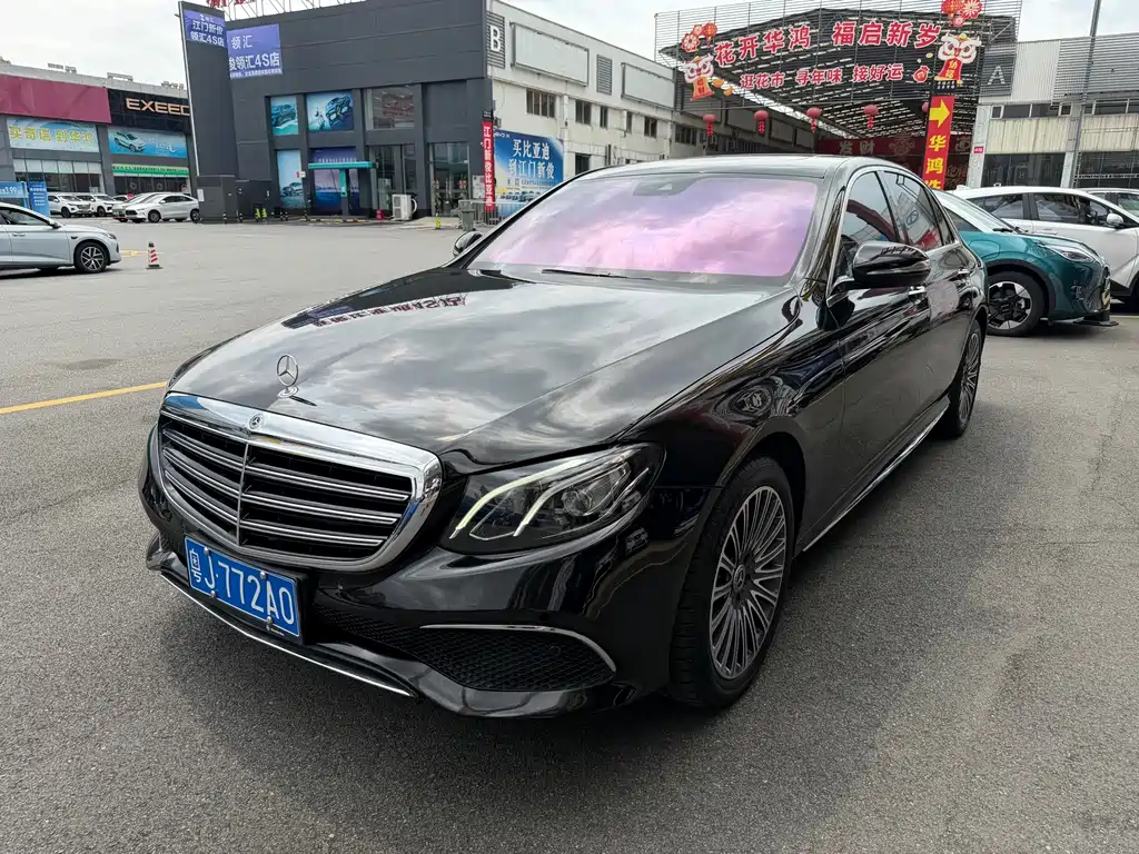 Mercedes-Benz E-Class 2017 — фото 1