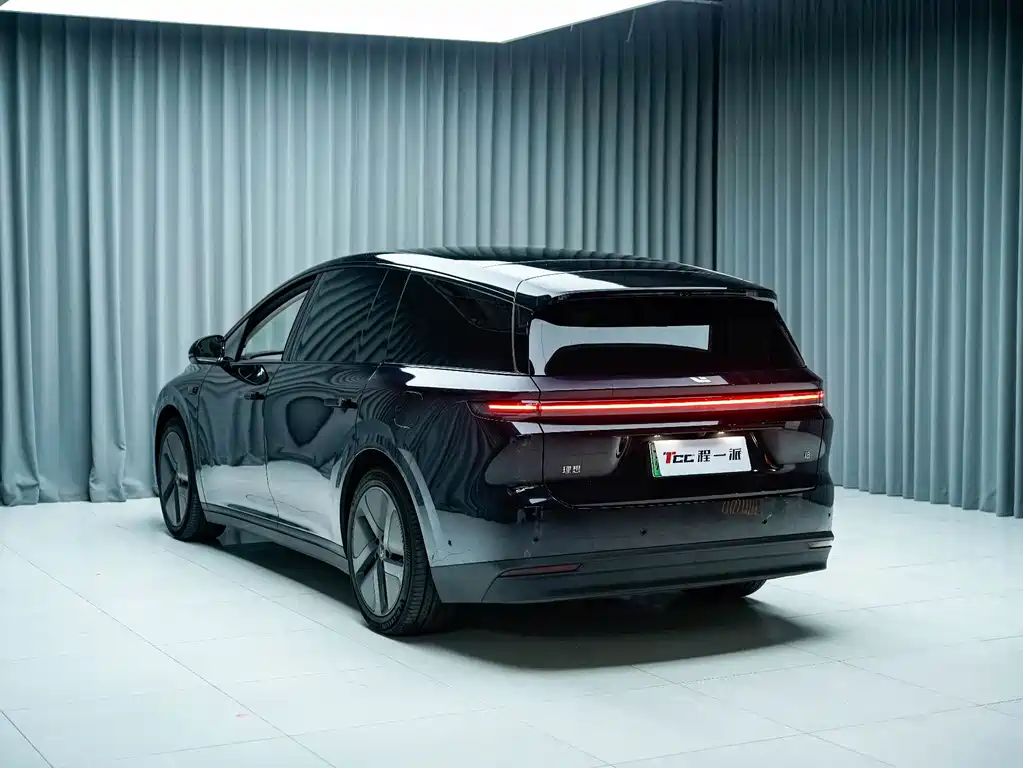 Li Auto i8 2026 — фото 10