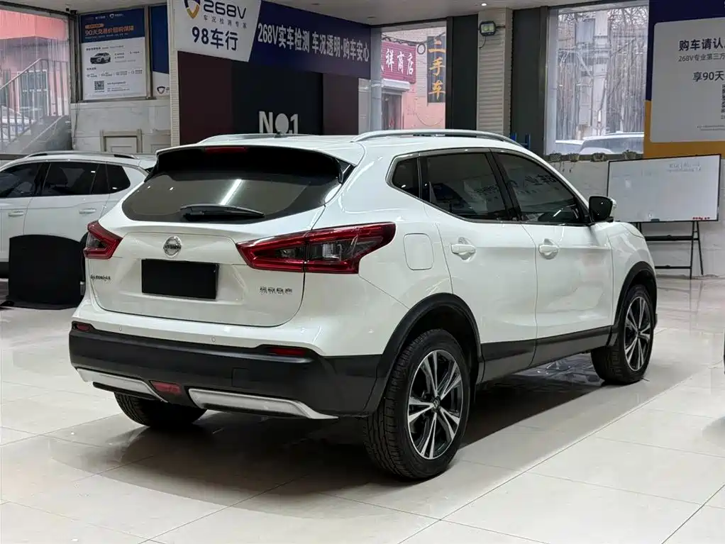 Nissan Qashqai 2023 — фото 4