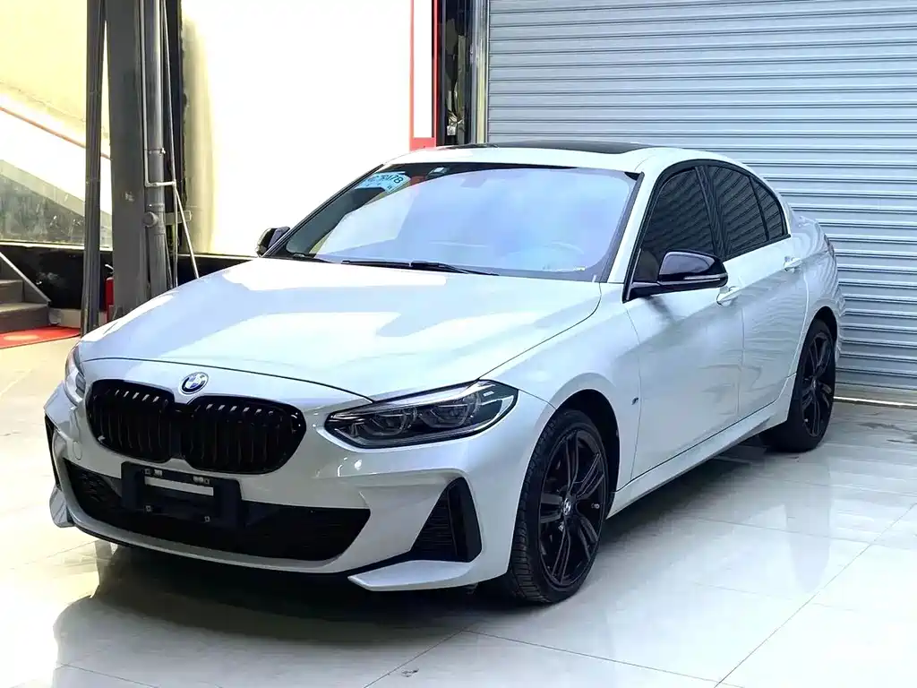 BMW 1 Series 2022