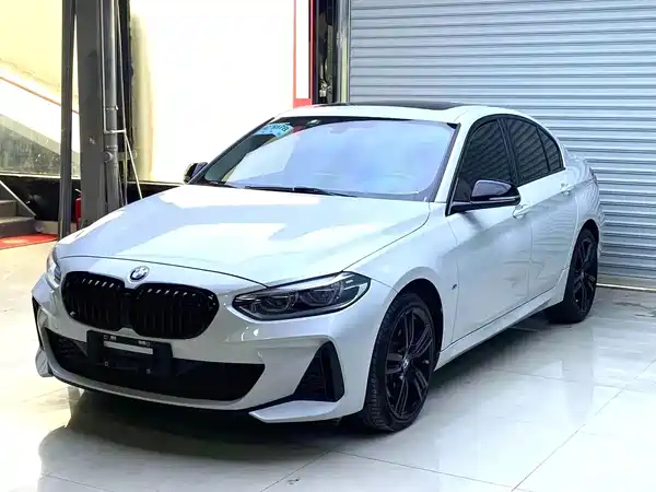 BMW 1 Series 2022