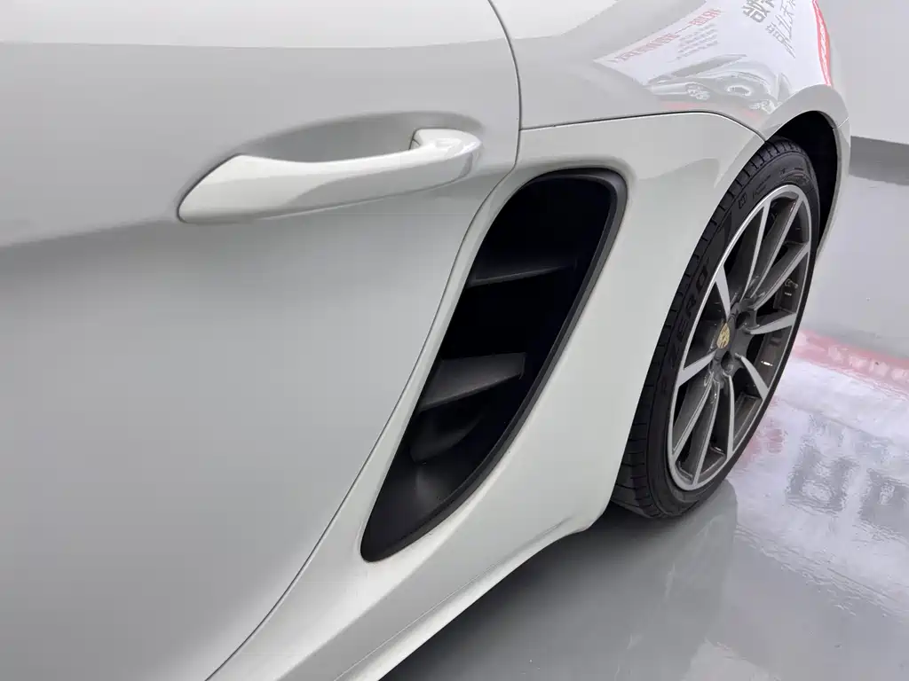Porsche 718 2022 — фото 12
