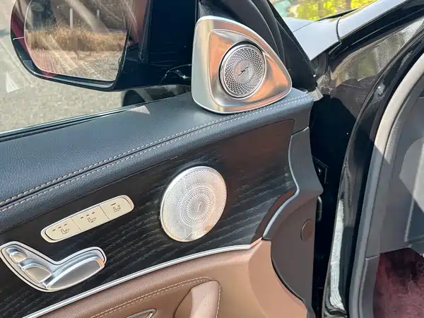 Mercedes-Benz E-Class 2023